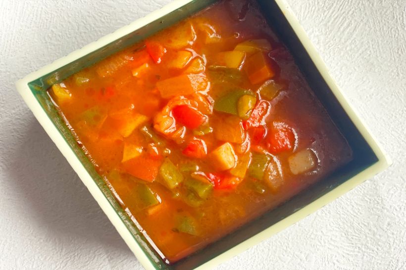 Gulas de legume cu fasole neagra