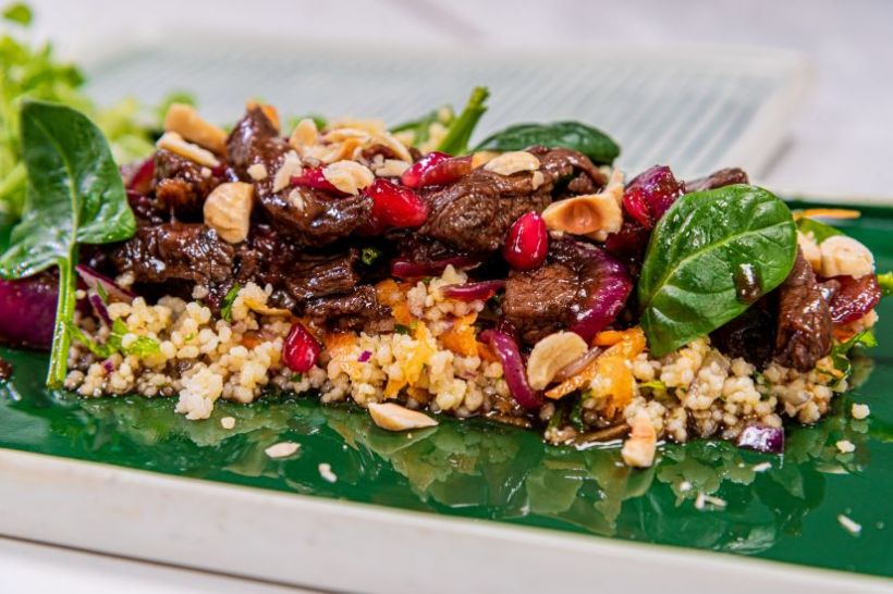 Ras Asfour din vrabioara de vită și cous cous mărunțit cu mentă
