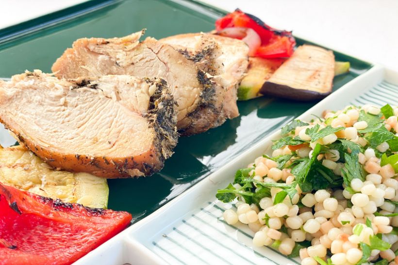 Piept de pui cu legume la grill și couscous